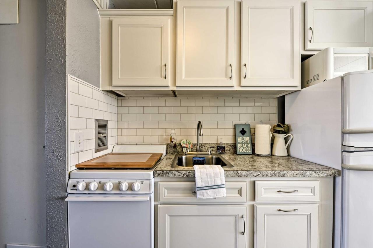 North Wildwood Condo With Pool, Walk To Boardwalk! Eksteriør billede